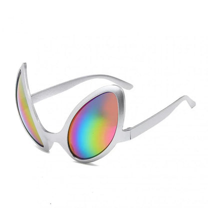 Lunettes extraterrestres argentées avec verres multicolores.